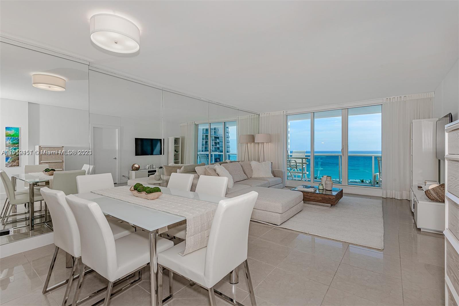 Spectacular condo